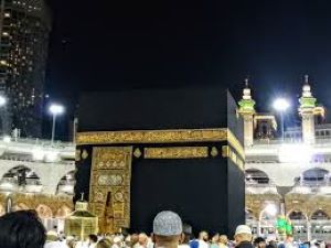 Travel Haji Backpacker Murah 120 Juta Pasti Berangkat Ambon